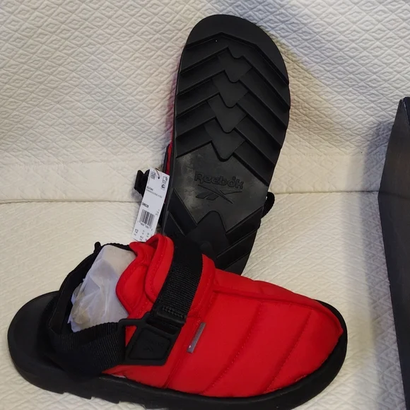 Reebok Beatnik Red Sandal